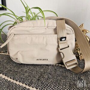 Athleta All About the Crossbody Belt Bag – Oak Beige